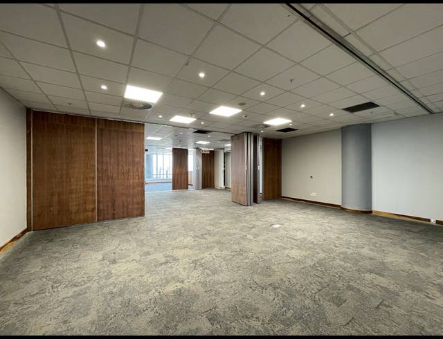 1,145M² OFFICE TO LET IN SANDTON CENTRAL